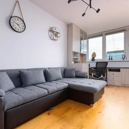 Rybacka Pleasant By Bookinghost *